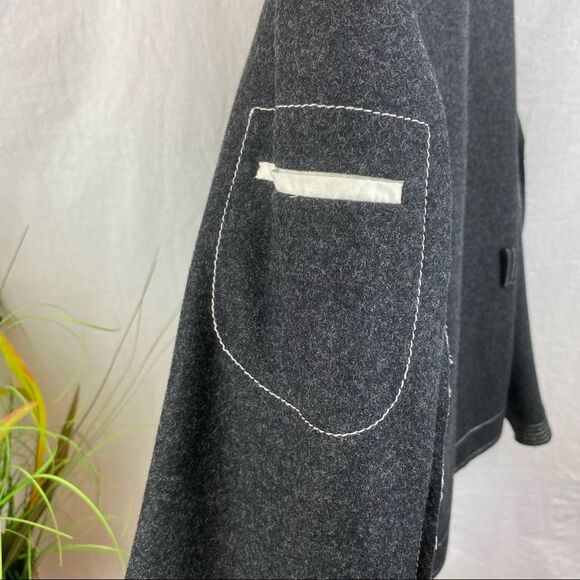 Poleci Gray Raw Edge Seam Long Sleeve Jacket 2 - Picture 9 of 12
